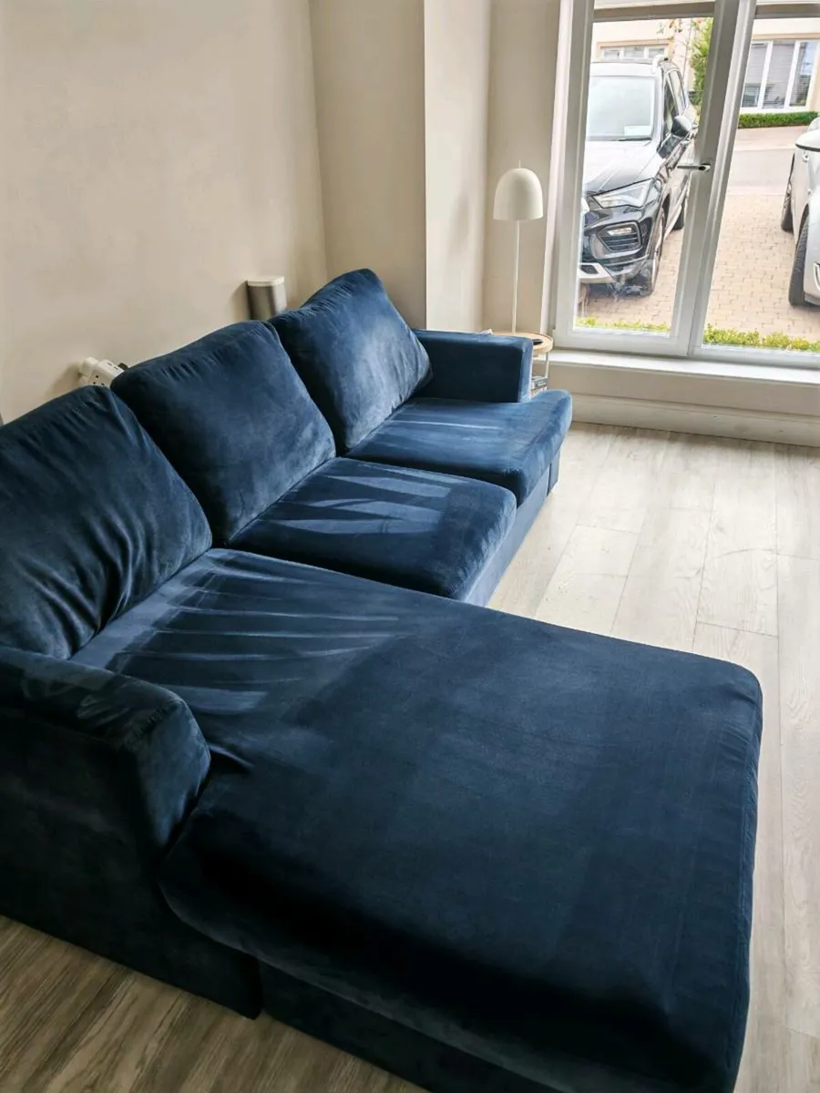 4 seater L Shaped Sofa - Image 1