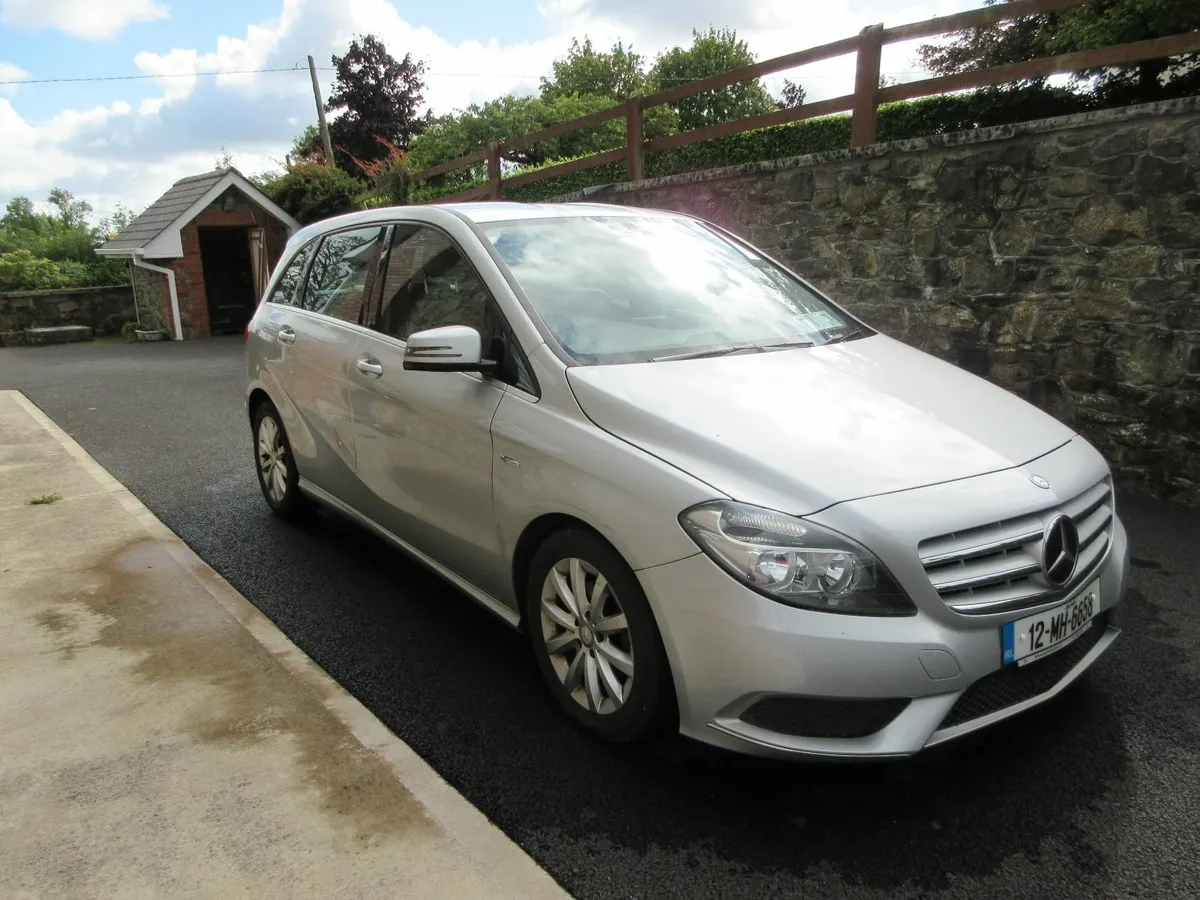 Mercedes-Benz B-Class 2012 - Image 2