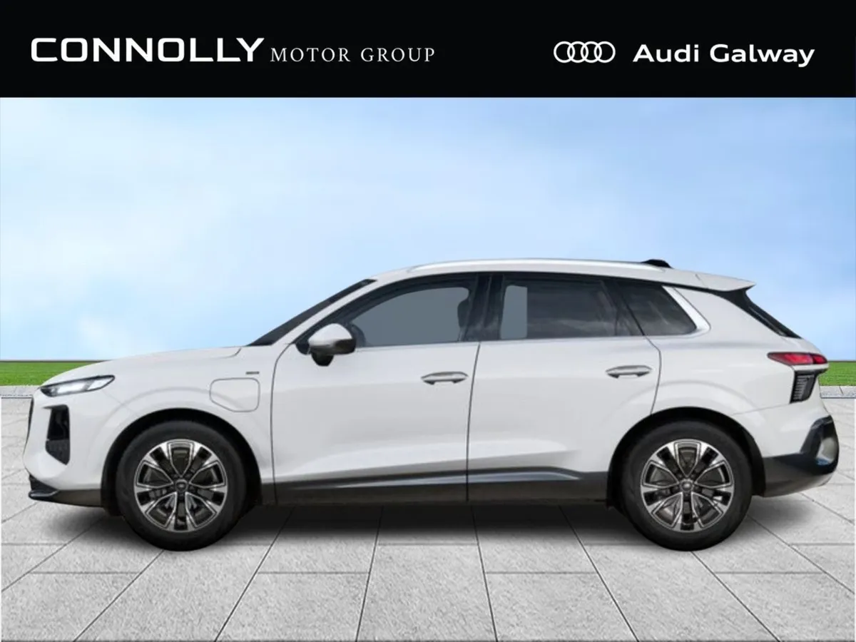 Audi Q3 E-hybrid S Line 200kW - Auto - Image 3