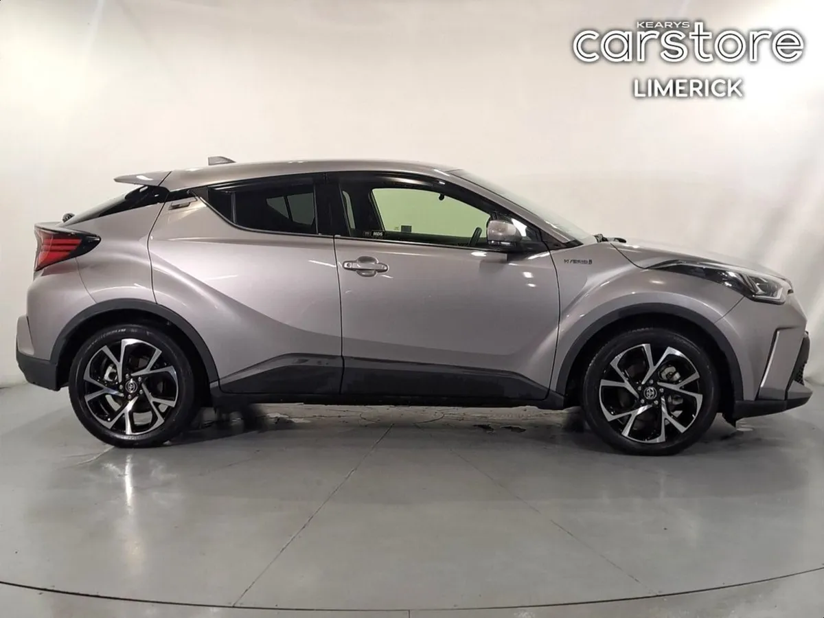 Toyota C-HR 1.8 Hybrid Auto - Image 2
