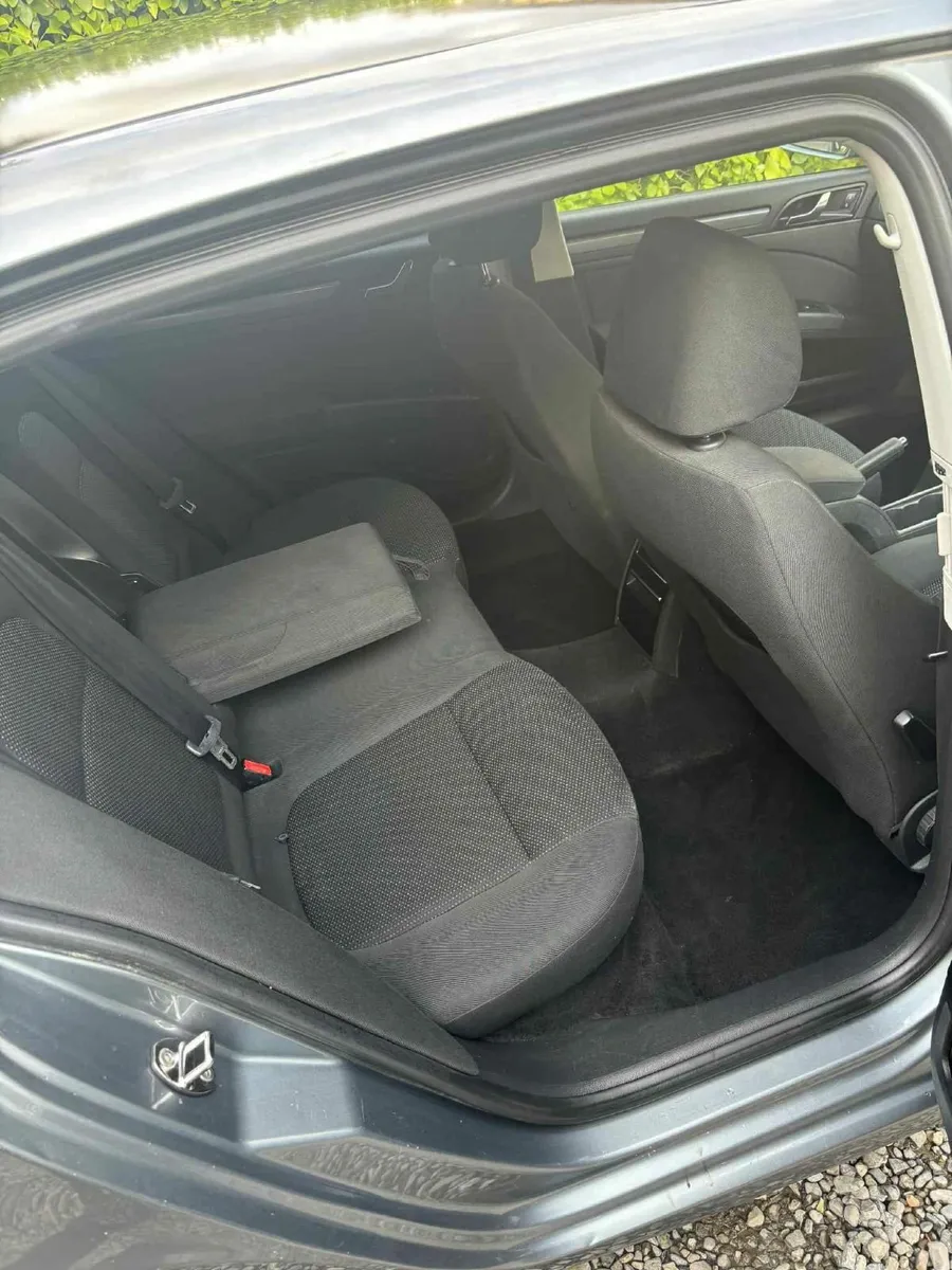 Skoda Superb 2009 - Image 3