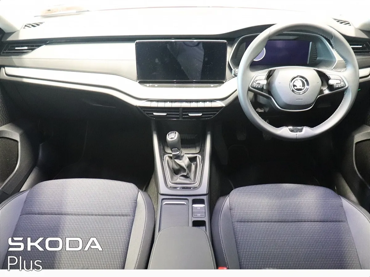 Skoda Octavia 2.0 TDI COMBI SELECTION - Image 2