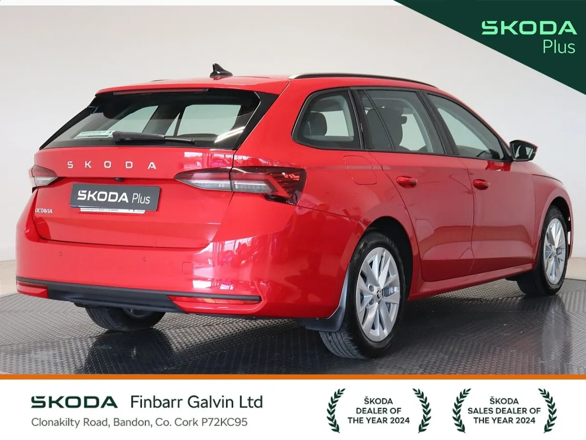 Skoda Octavia 2.0 TDI COMBI SELECTION - Image 3