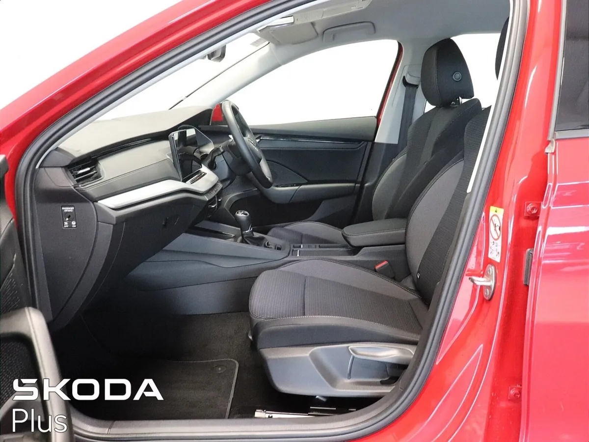 Skoda Octavia 2.0 TDI COMBI SELECTION - Image 4