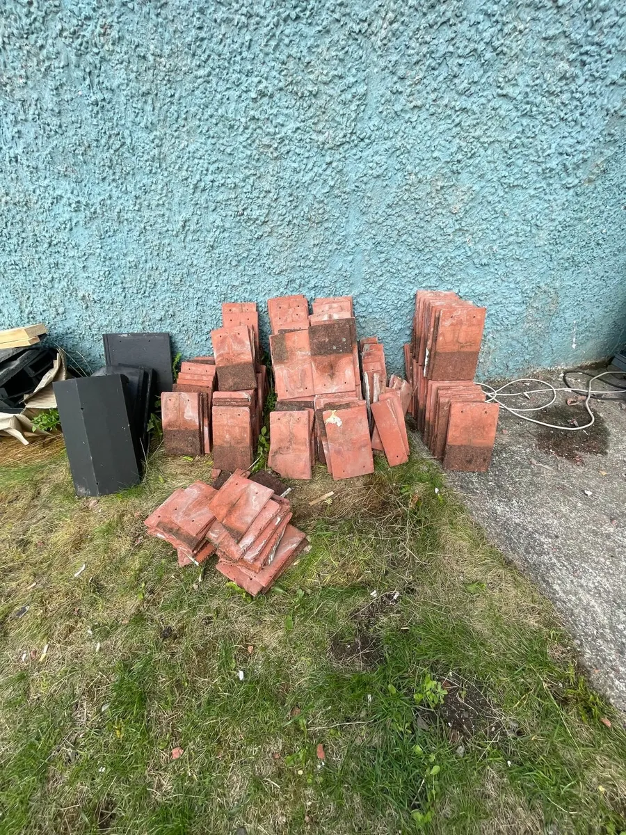 30 year old cladding tiles - Image 2
