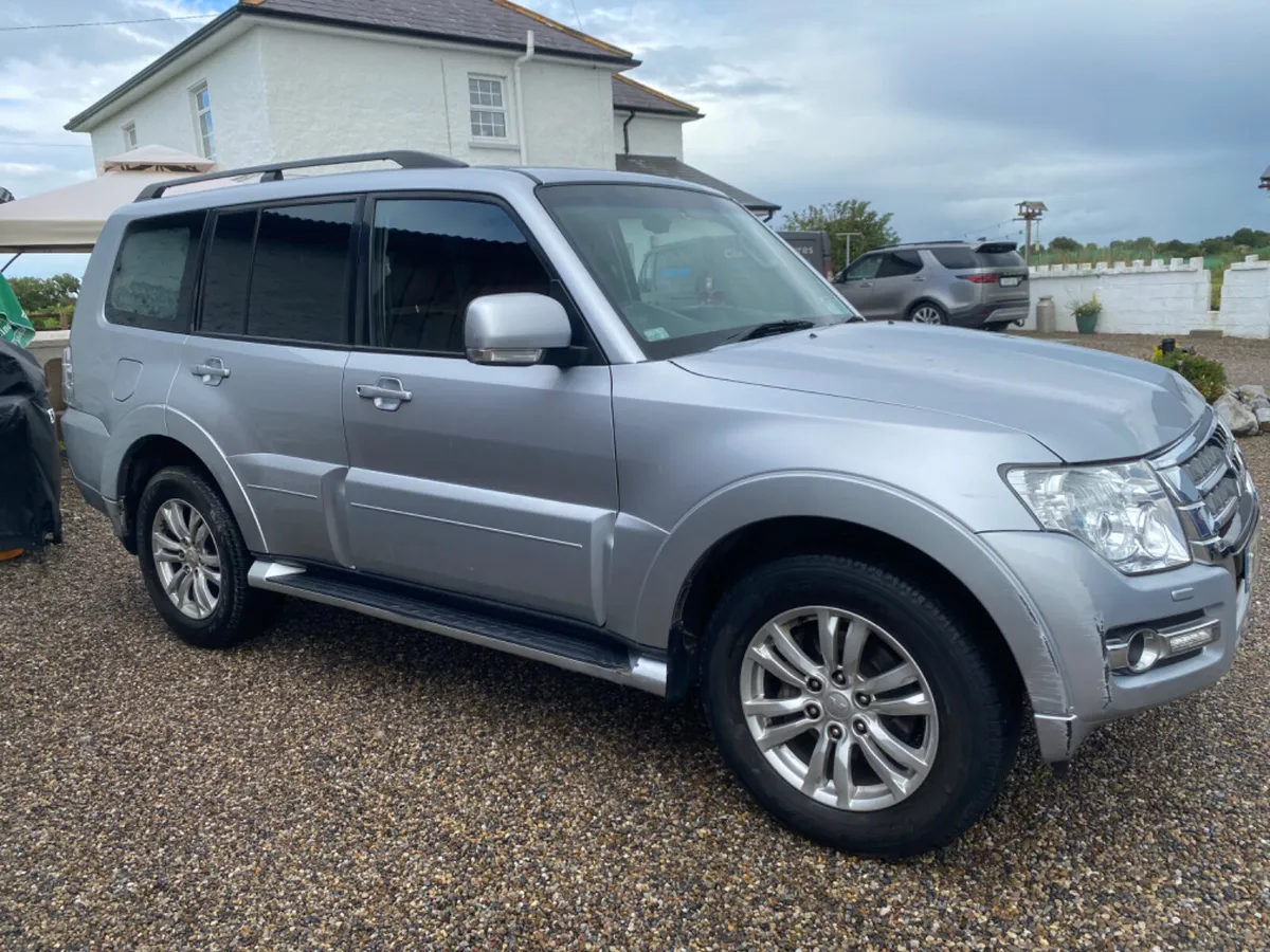 Mitsubishi Pajero 2016 - Image 4