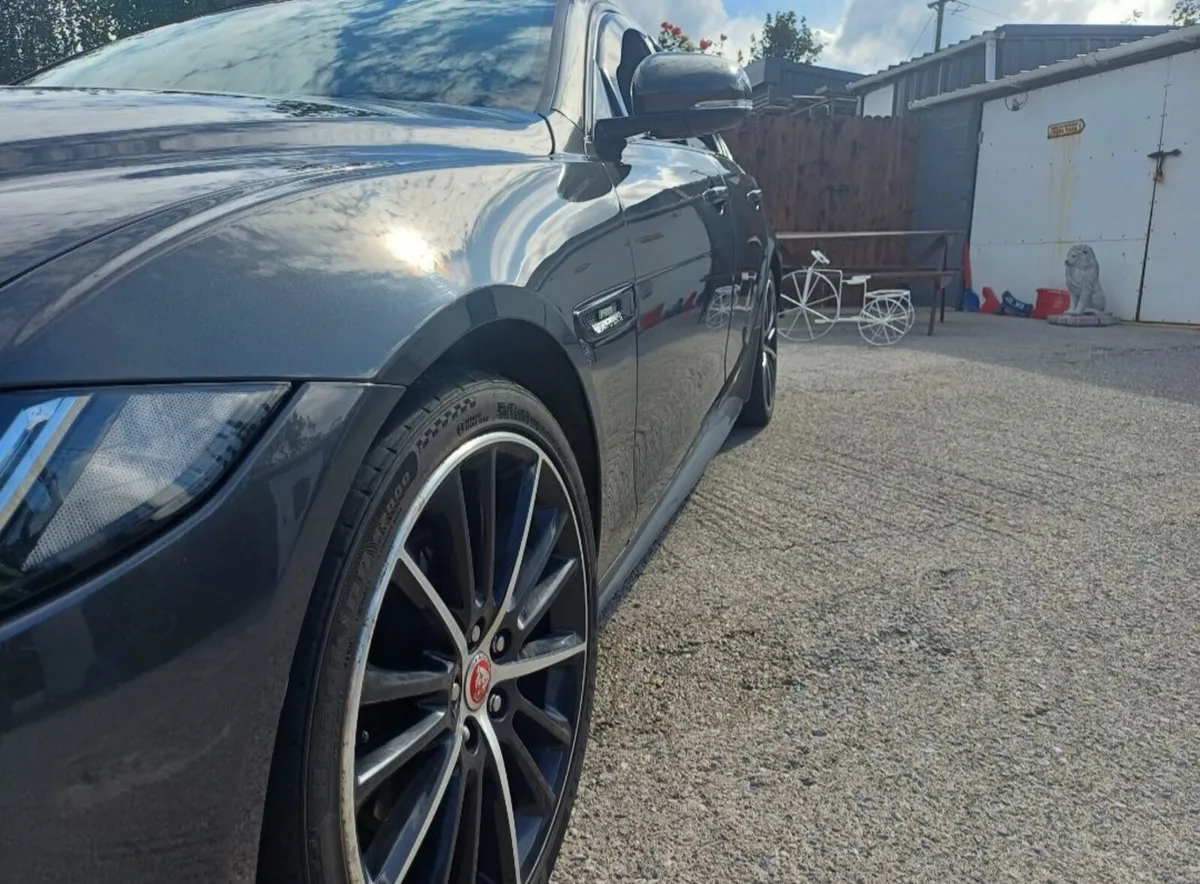 JAGUAR XE R SPORT  2 YEARS AND 2 MONTHS NCT - Image 2