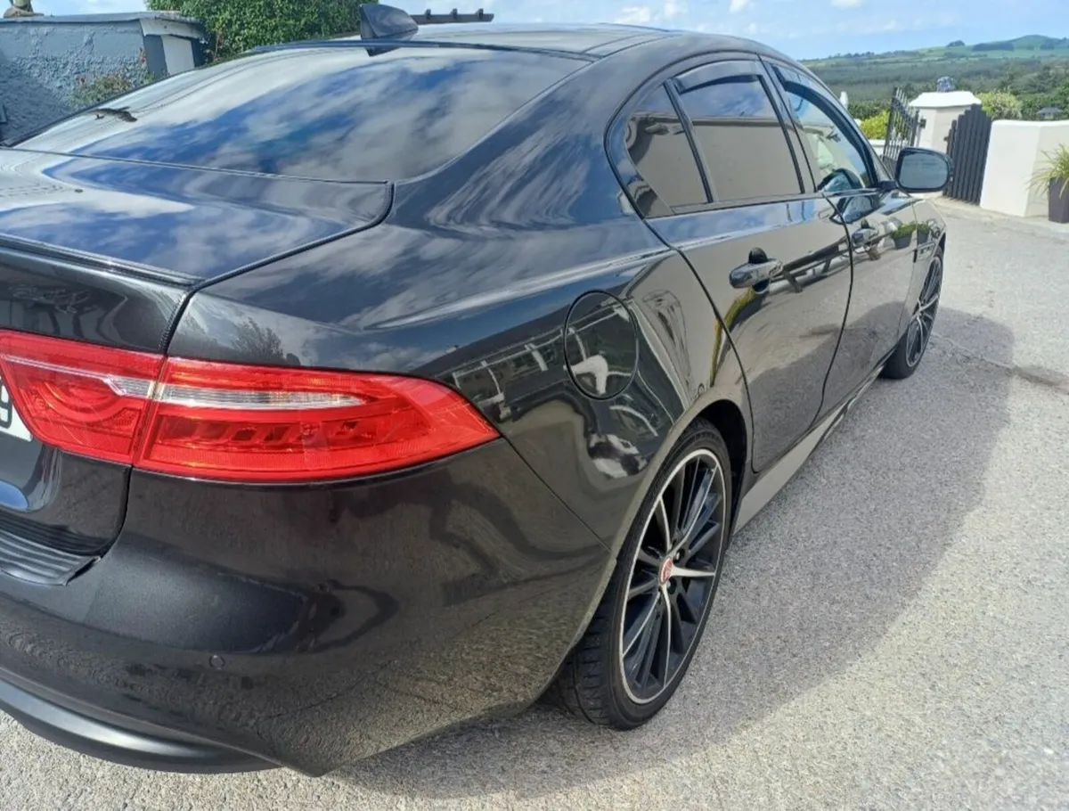 JAGUAR XE R SPORT  2 YEARS AND 2 MONTHS NCT - Image 3