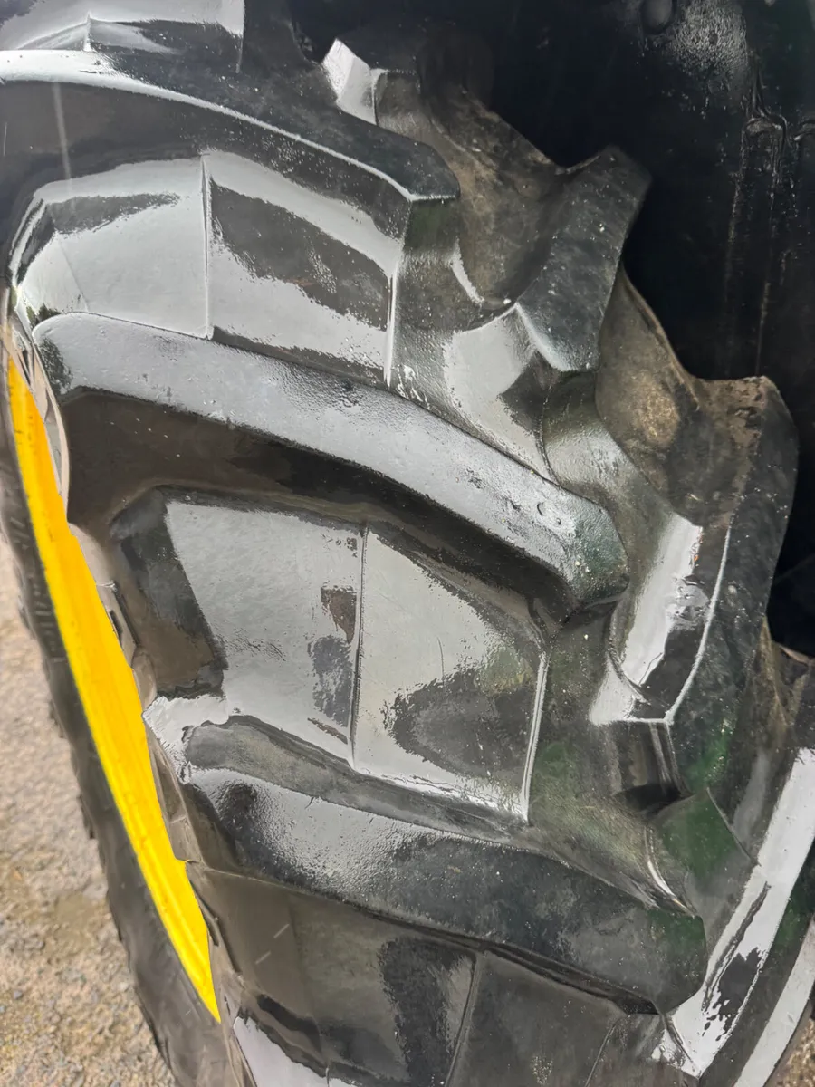John Deere 2250 - Image 4