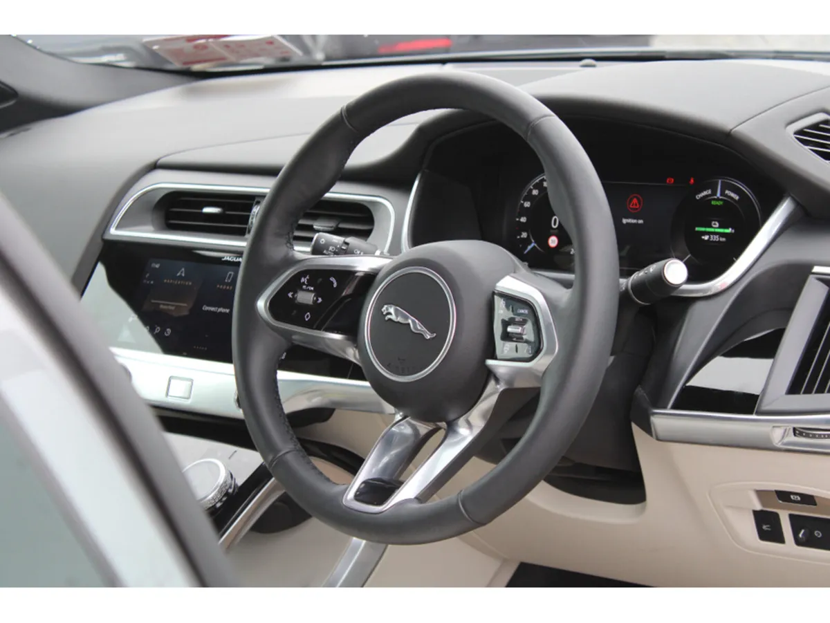 Jaguar I-Pace BLACK EDITION 40 - Image 2