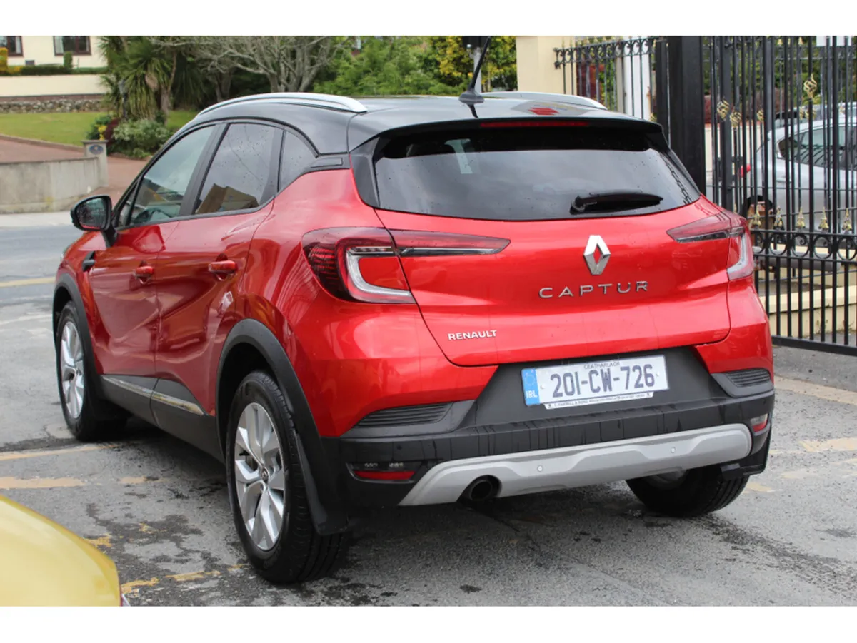 Renault Captur ICONIC DCI 95 MANUAL MY MY19 5DR - Image 4