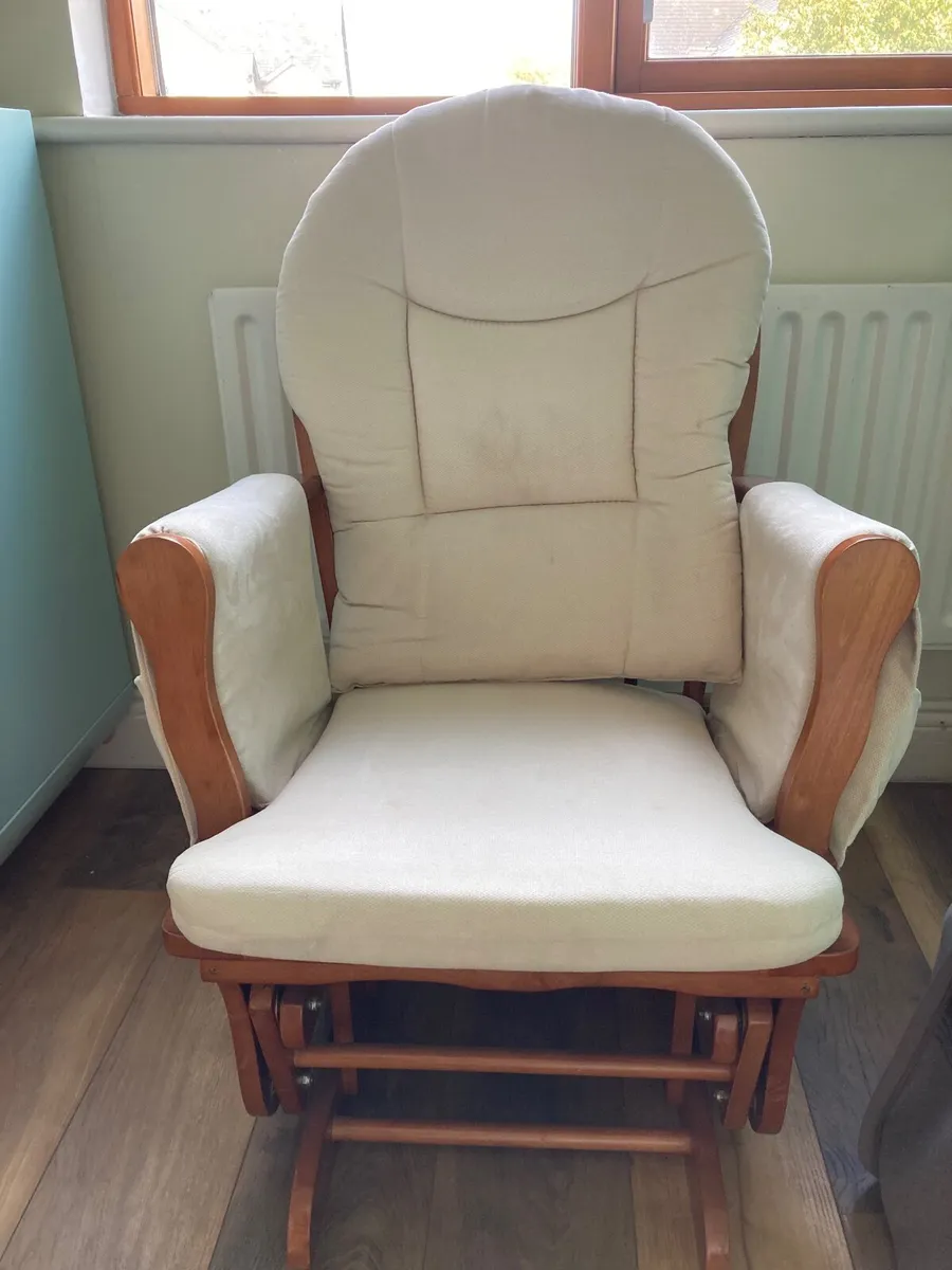 Nursery chair collection only D15 - Image 2