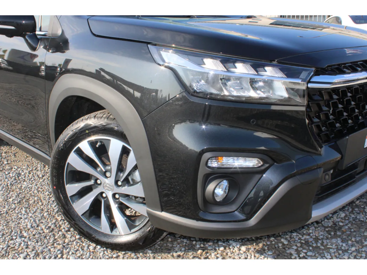 Suzuki SX4 S-Cross 1.4 Hybrid Ultra 4wd *0% Financ - Image 2