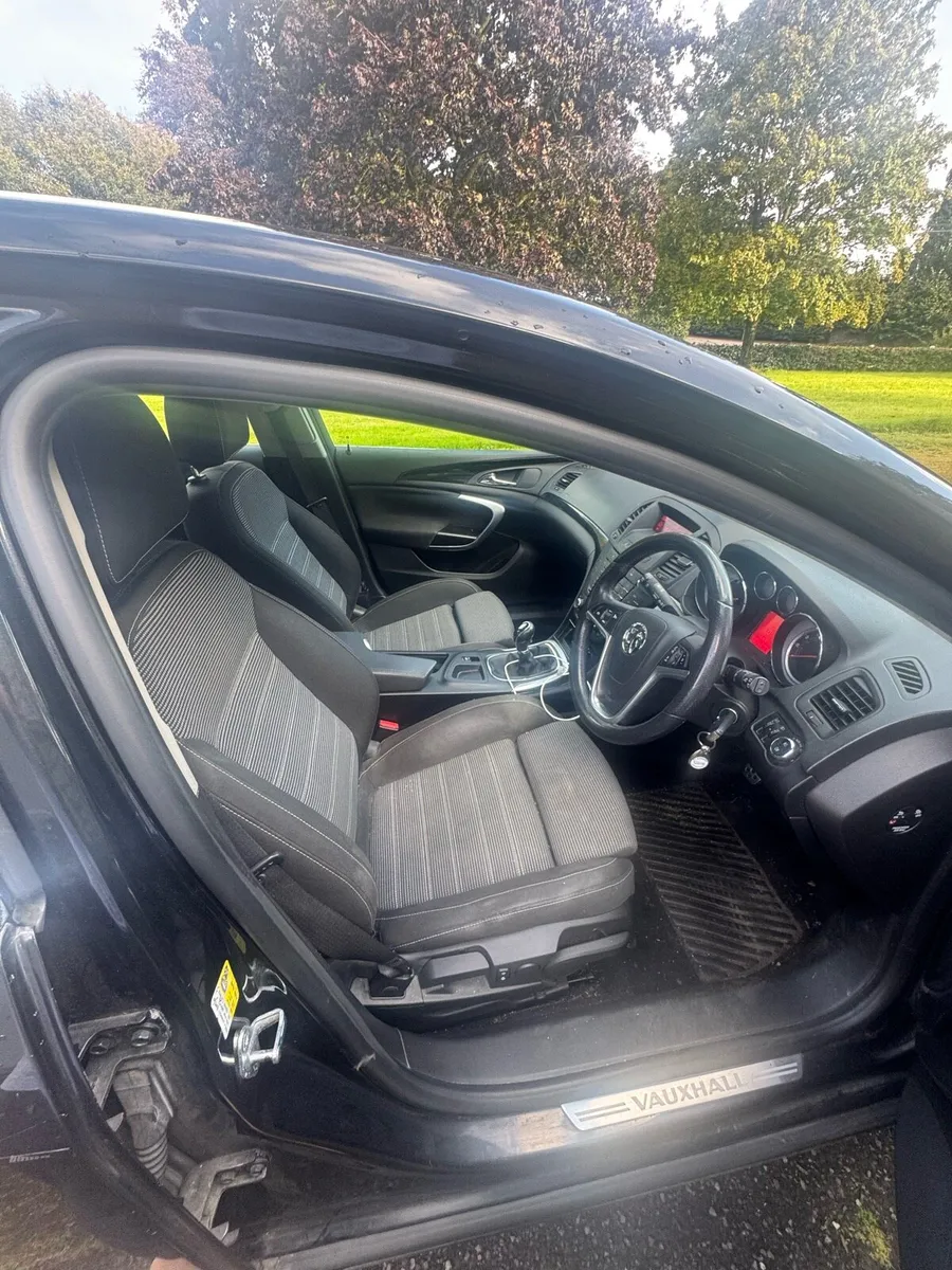 Vauxhall Insignia - Image 4