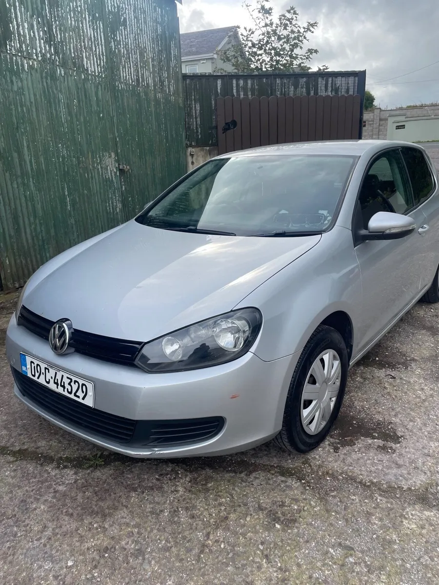 Volkswagen Golf 2009 - Image 2