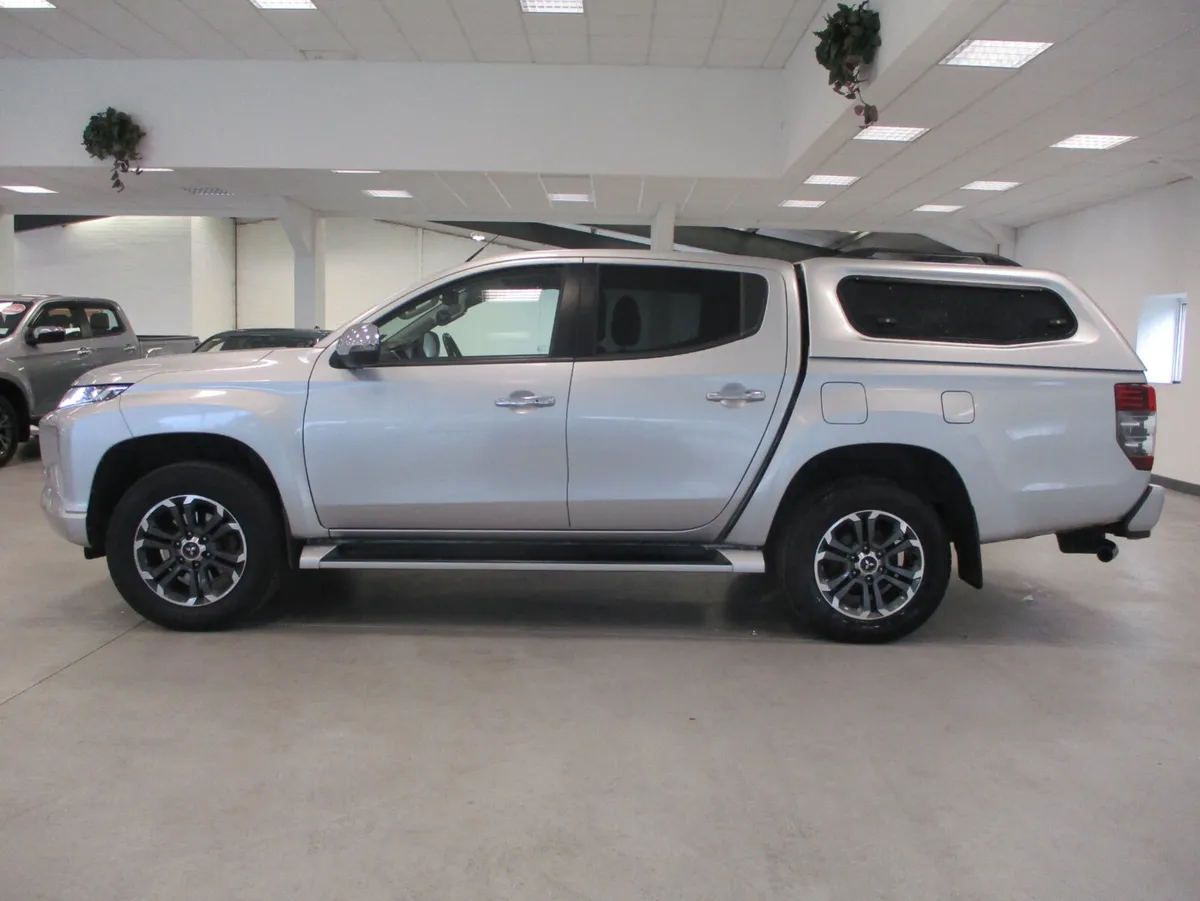 Mitsubishi L200 INSTYLE  2020-CAMERA-CRUISE-CANOPY - Image 1