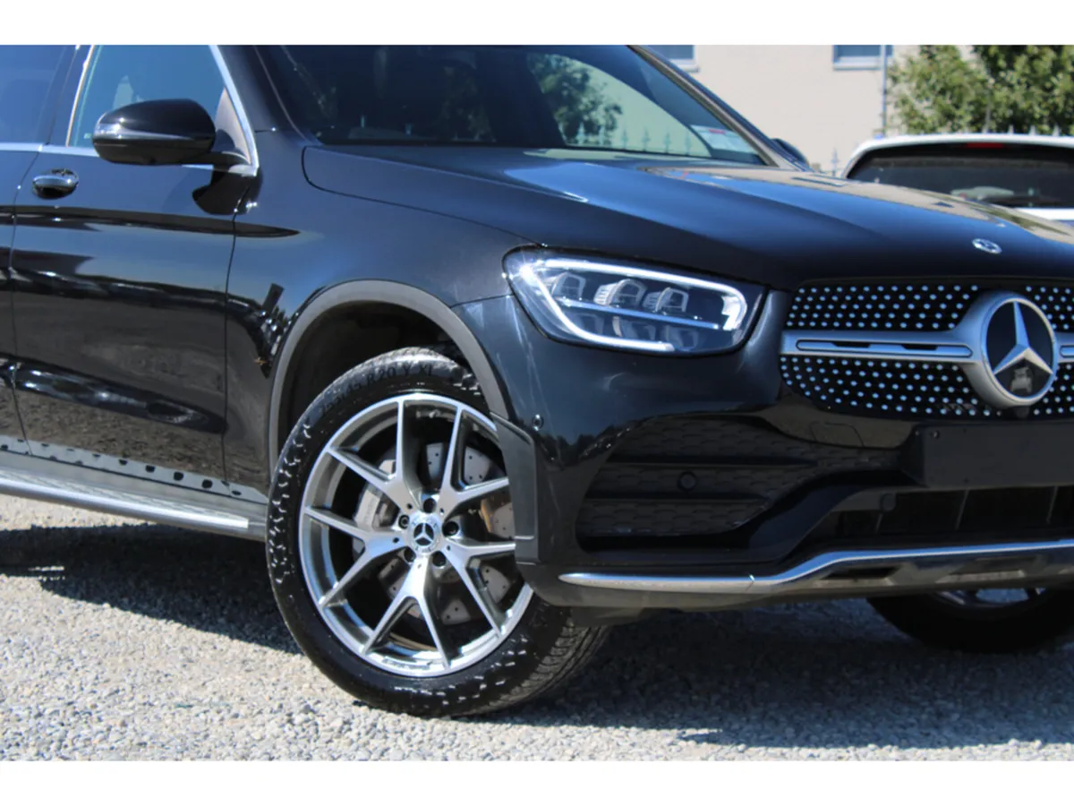 Mercedes-Benz GLC 300E AMG LINE PREM+ - Image 3
