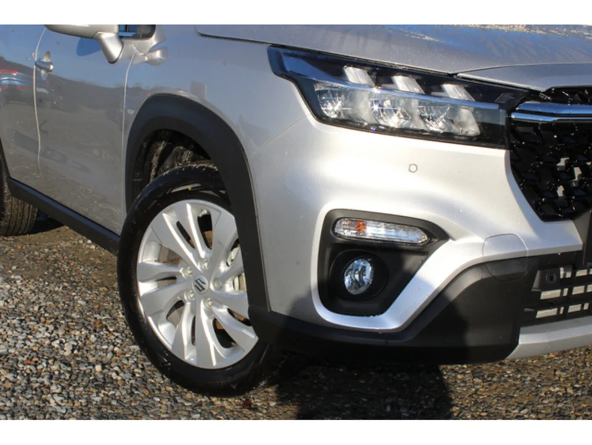 Suzuki SX4 S-Cross 1.5 Hybrid Motion *10 Year Warr - Image 2