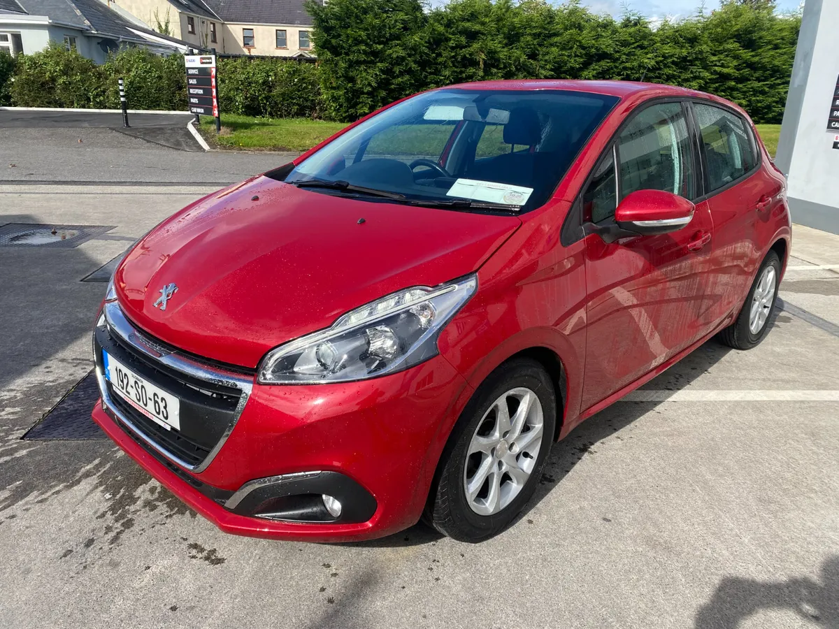 2019,Peugeot 208 **LOW MILEAGE** - Image 3