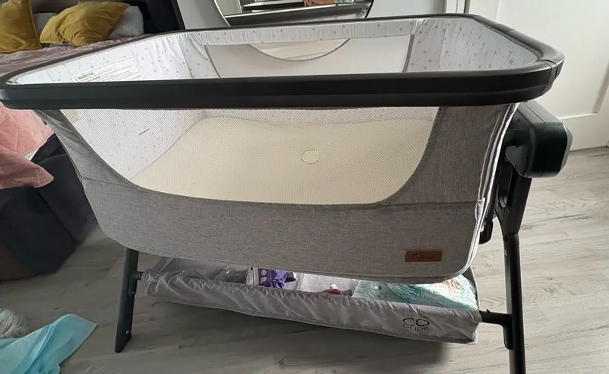 Baby Elegance Co Glide Electric BedSide Crib - Image 1