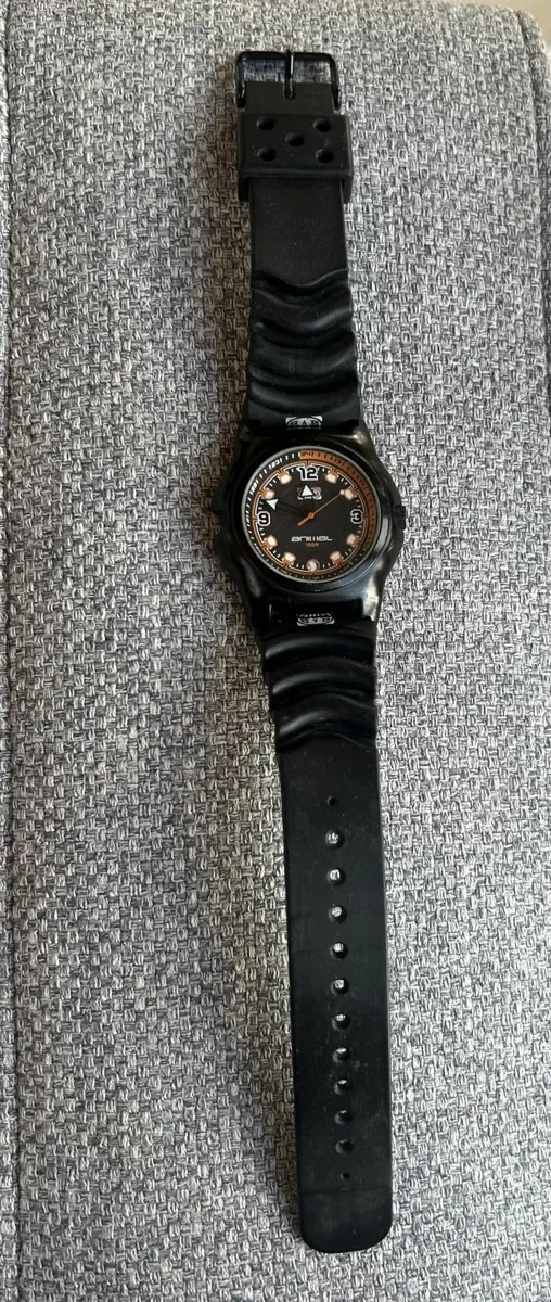 Animal Watch Men's Diver 100m Lume Needs Battery - Image 1