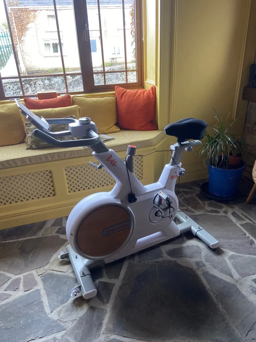 Stationary Exercise Bike B-44 - Image 1