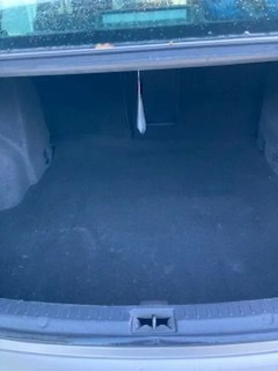 Toyota Avensis 2015 - Image 4