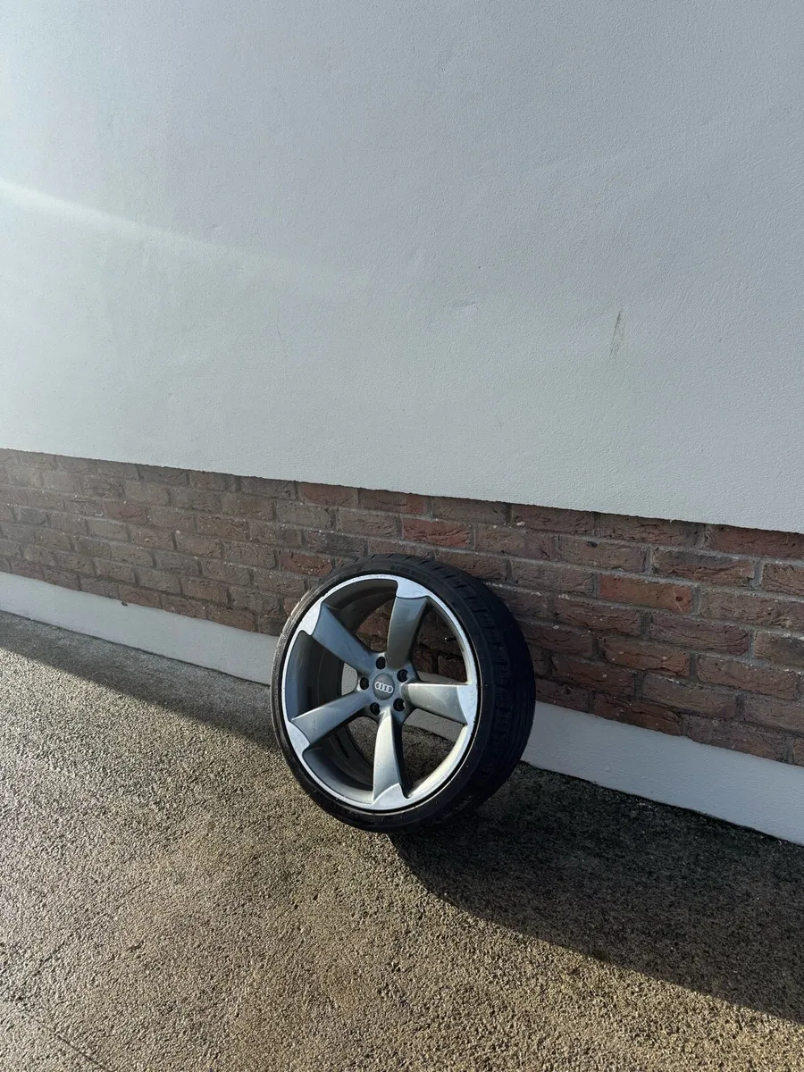 Single Audi TTRS alloy 19” - Image 2
