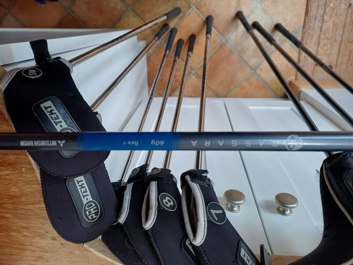 Adams Idea hybrid irons, 3 to sand wedge (10 clubs) - Image 2