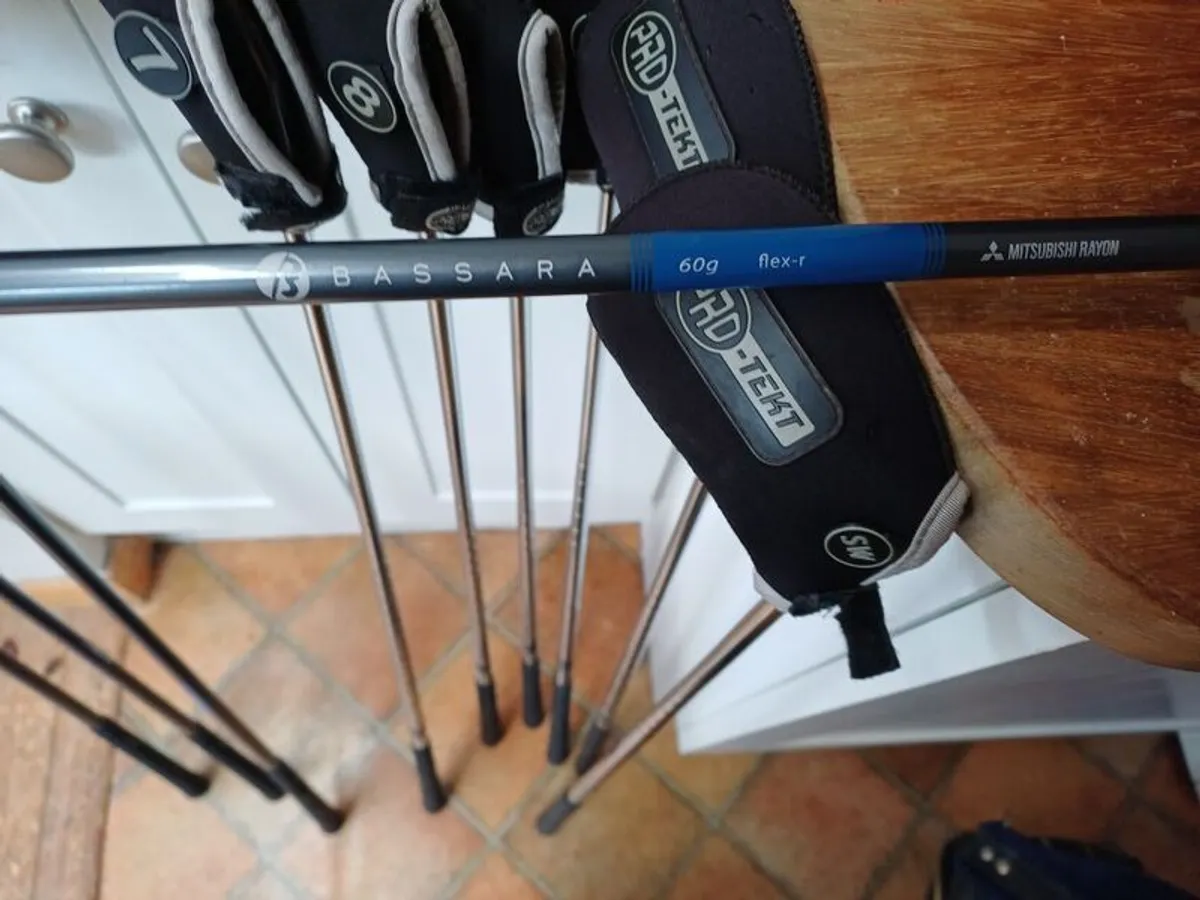 Adams Idea hybrid irons, 3 to sand wedge (10 clubs) - Image 3