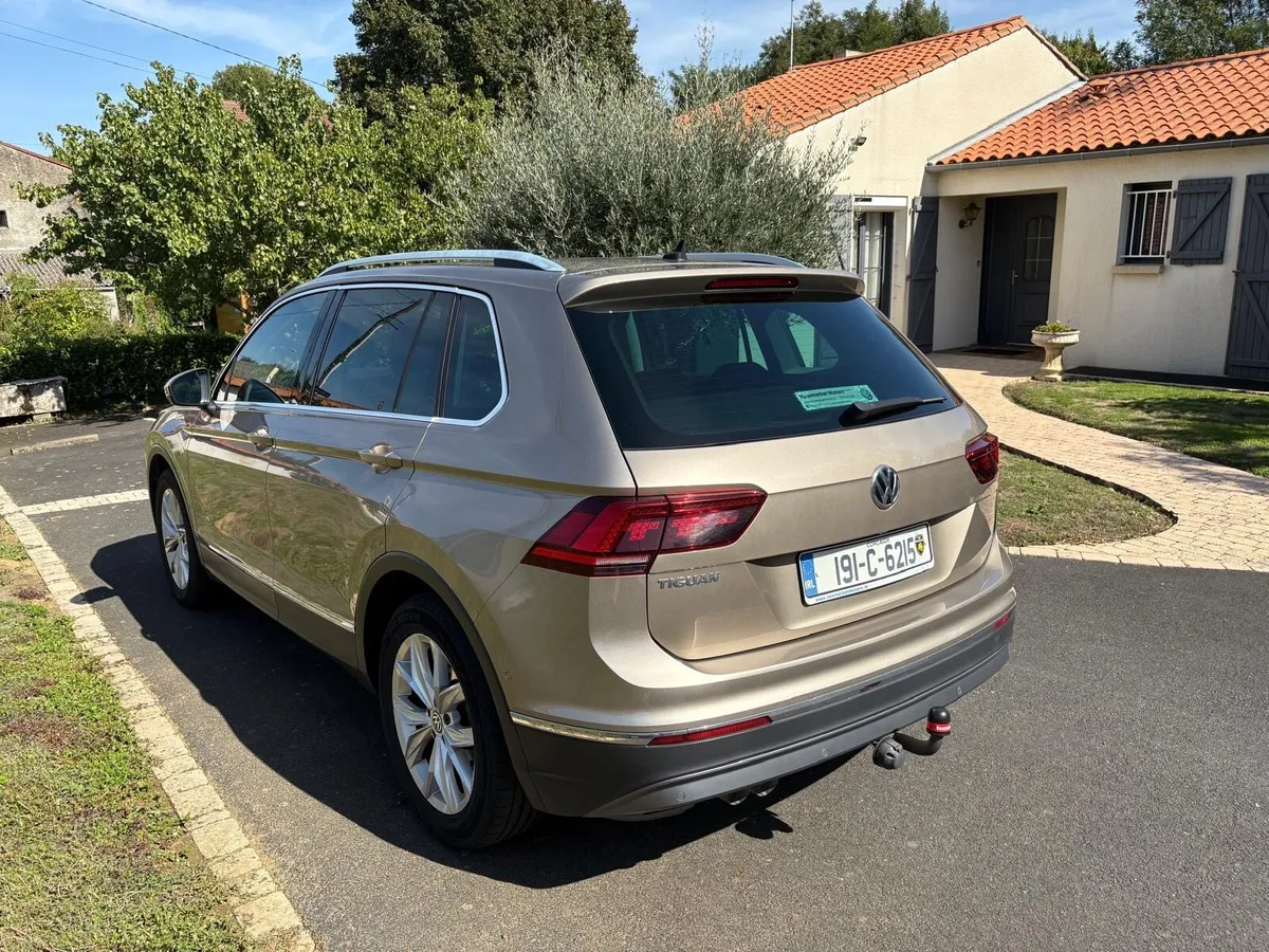VW Tiguan High Line Diesel auto **Immaculate** - Image 3