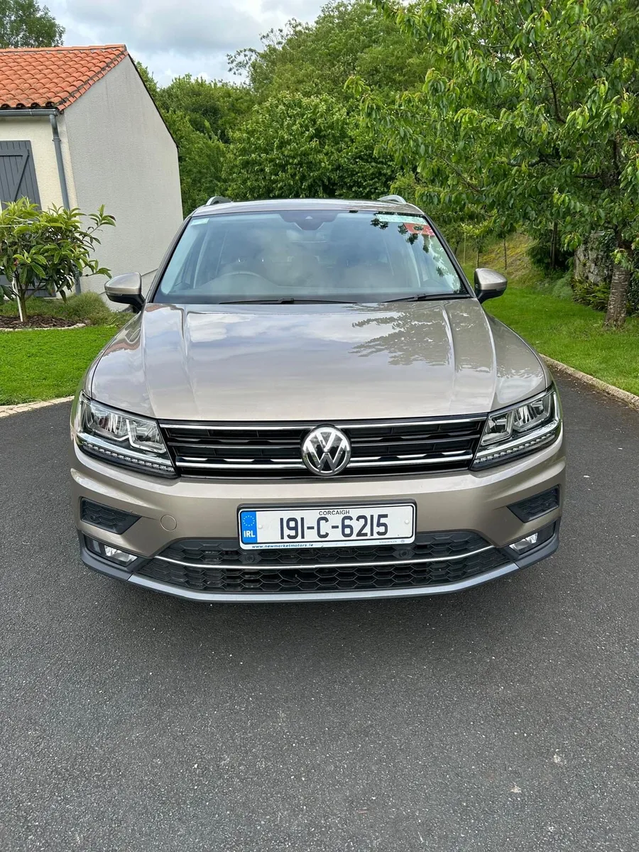 VW Tiguan High Line Diesel auto **Immaculate** - Image 1