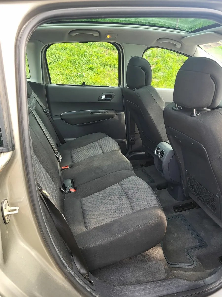 Peugeot 3008 2010 - Image 4