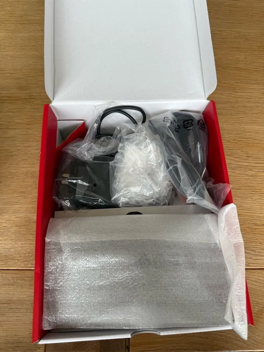 Nintendo Switch Oled - Image 3