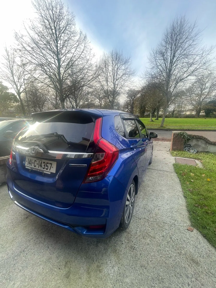 HONDA FIT - Image 2