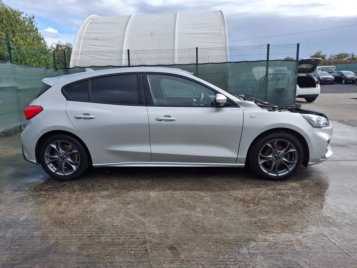 201 Ford Focus St-Line Diesel - Image 2