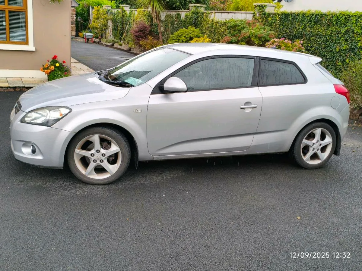 Kia Pro'ceed 1.6CRDi 2010 Silver - Image 3