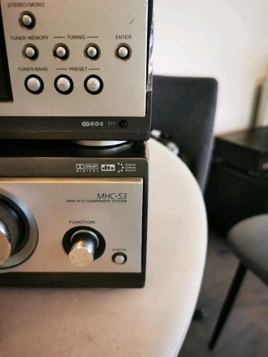 Sony Separates - Need attention on power connector - Image 3