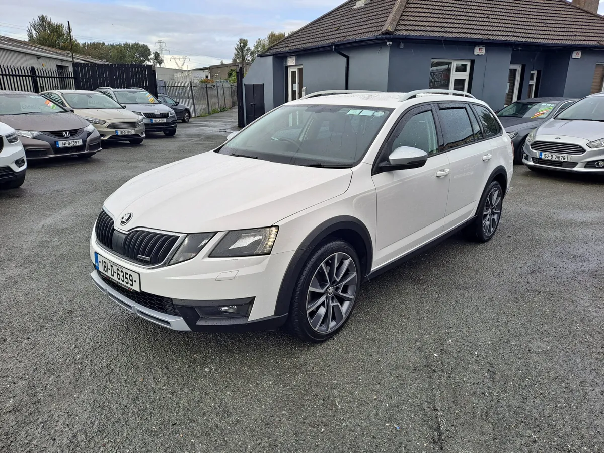 Skoda Octavia 2018 SCOUT 4X4 150BHP FSH - Image 4