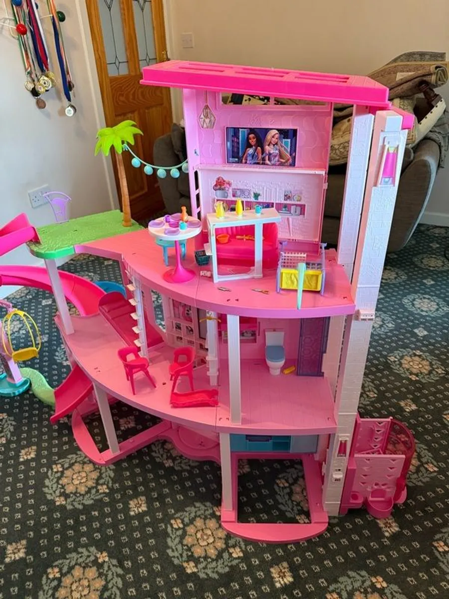 Barbie Dreamhouse - Image 1