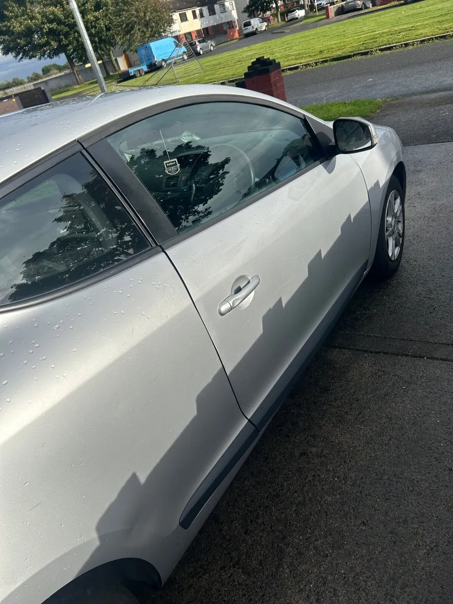 Renault Megane 2010 - Image 4