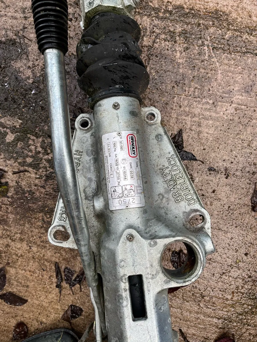 TRAILER HITCH BRADLEY DOUBLE LOCK - Image 3