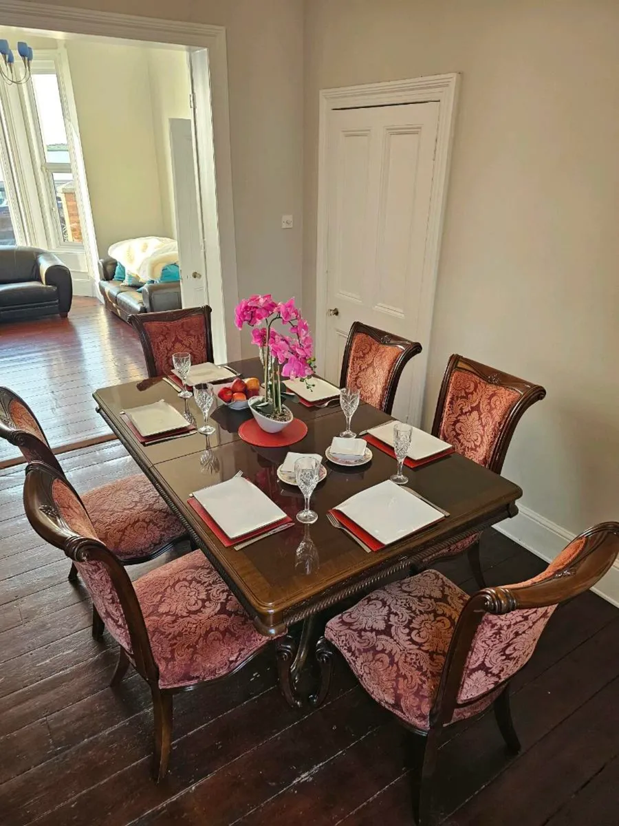 Classic dining table - Image 3