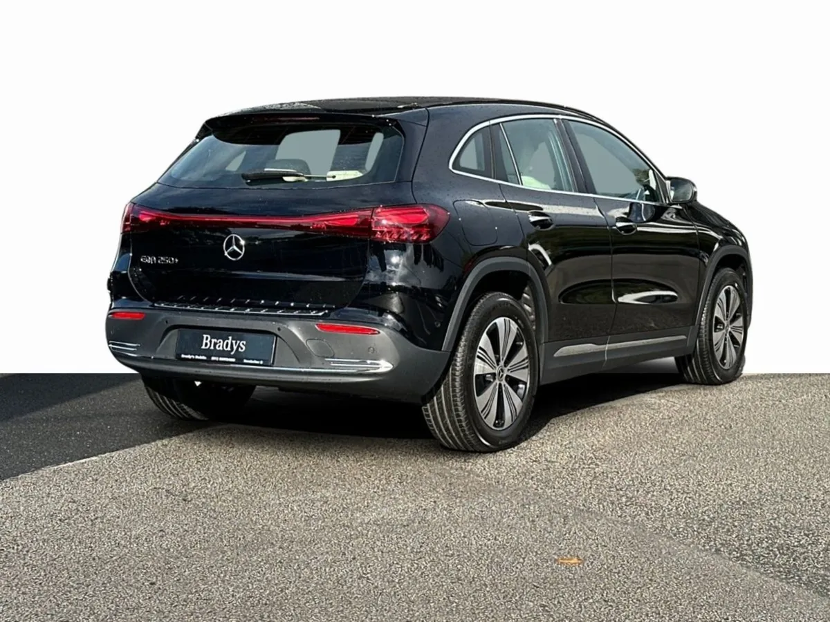 Mercedes-Benz EQA EQA 250  Up to 560 km Range--pr - Image 3