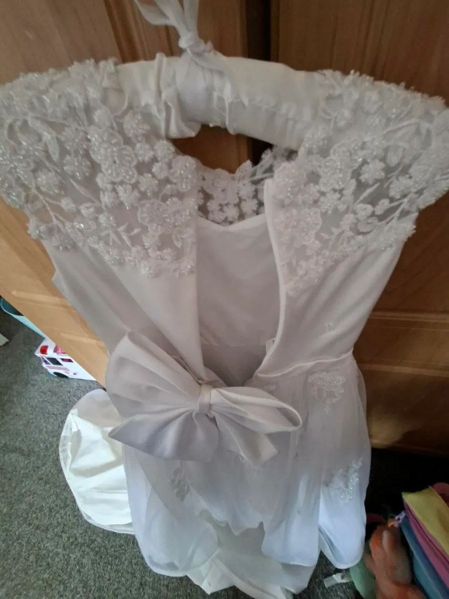 Communion dress - Image 4