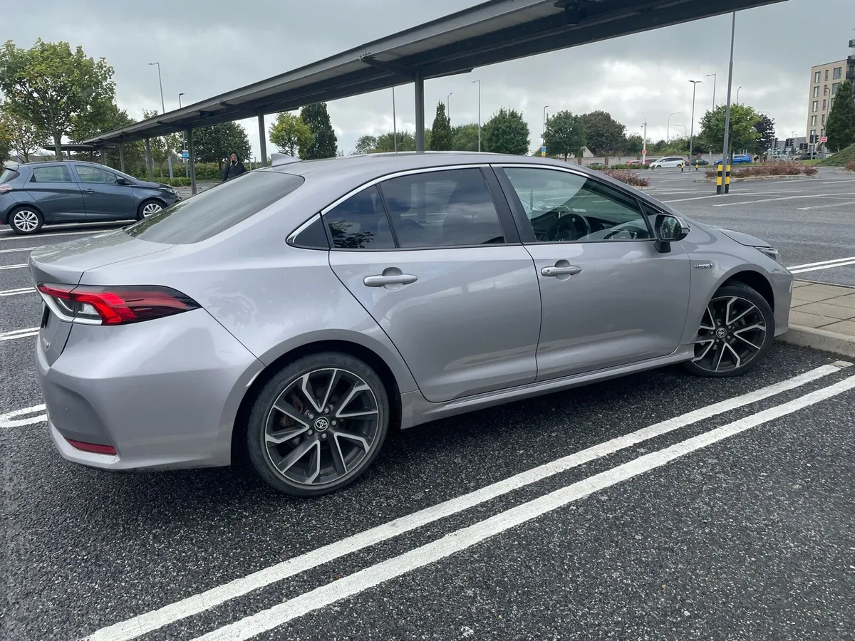 Toyota Corolla Luna Hybrid Saloon - Image 1