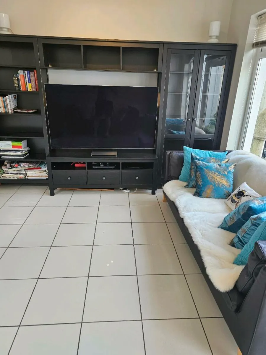 Couch - Image 3