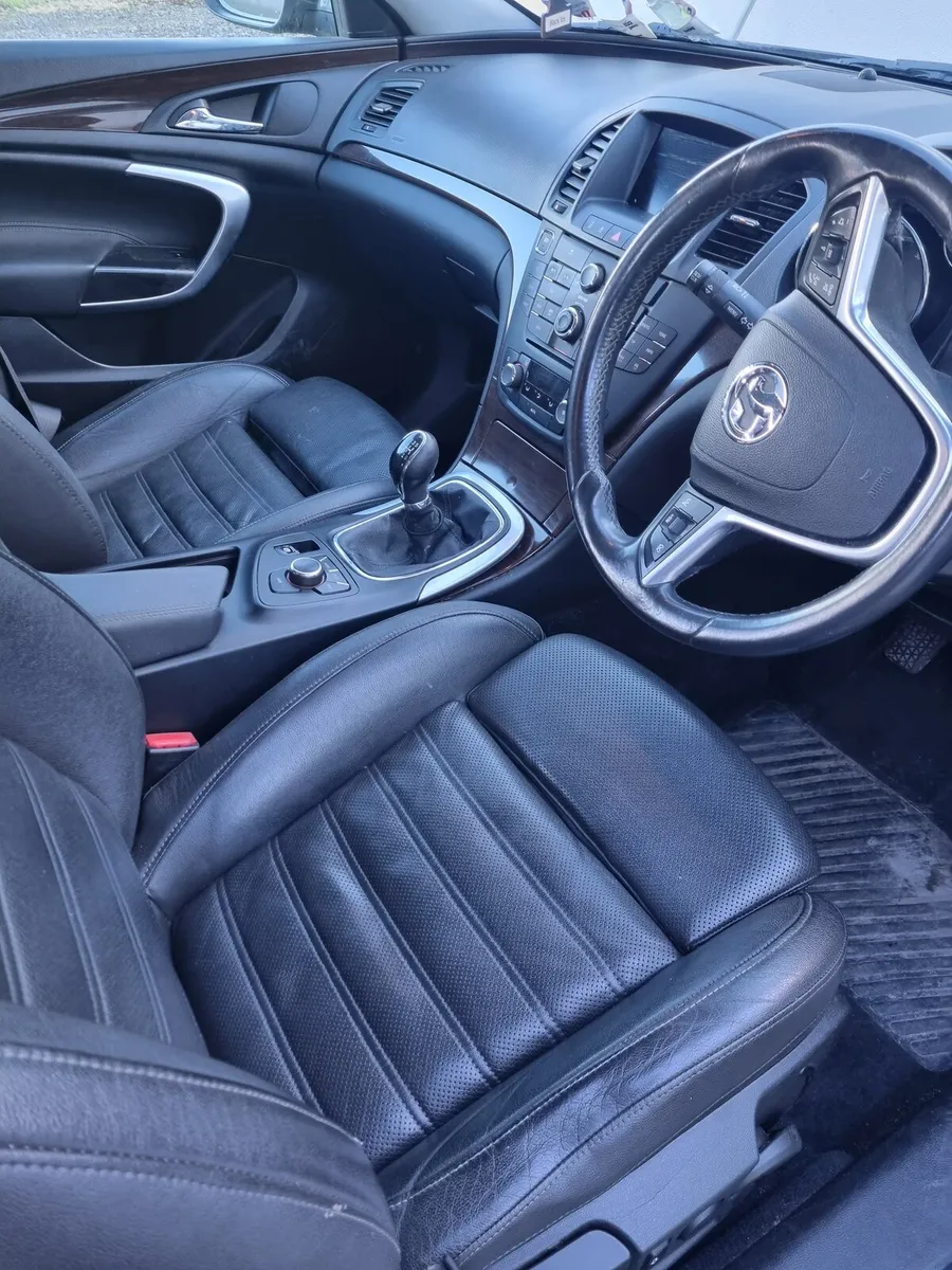 Vauxhall Insignia 2012 - Image 2