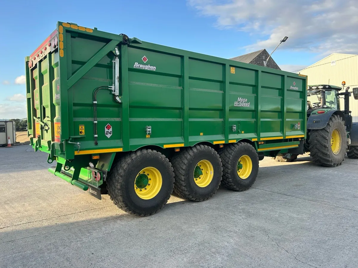 24ft Broughan grain trailer - Image 2