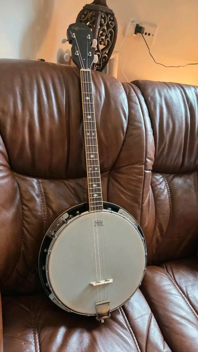 Banjo - Image 1